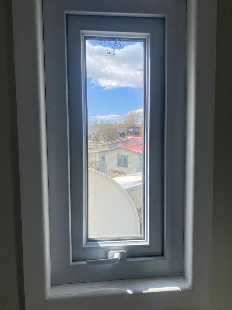 Ventanas Proyectantes en PVC